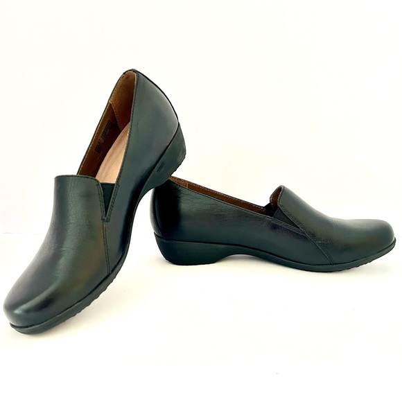 DANSKO Farah Slip On Loafer Shoe Leather Black Arch Support NWOT Size 37 US - Picture 2 of 12